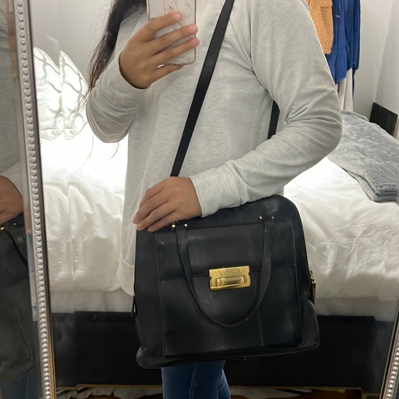 Authentic Salvatore Ferraggamo two way leather bag - Picture 6 of 6